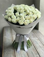 Букет 35 Белых роз в Онеге