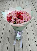 Букет цветов из:  Альстромерии в Онеге