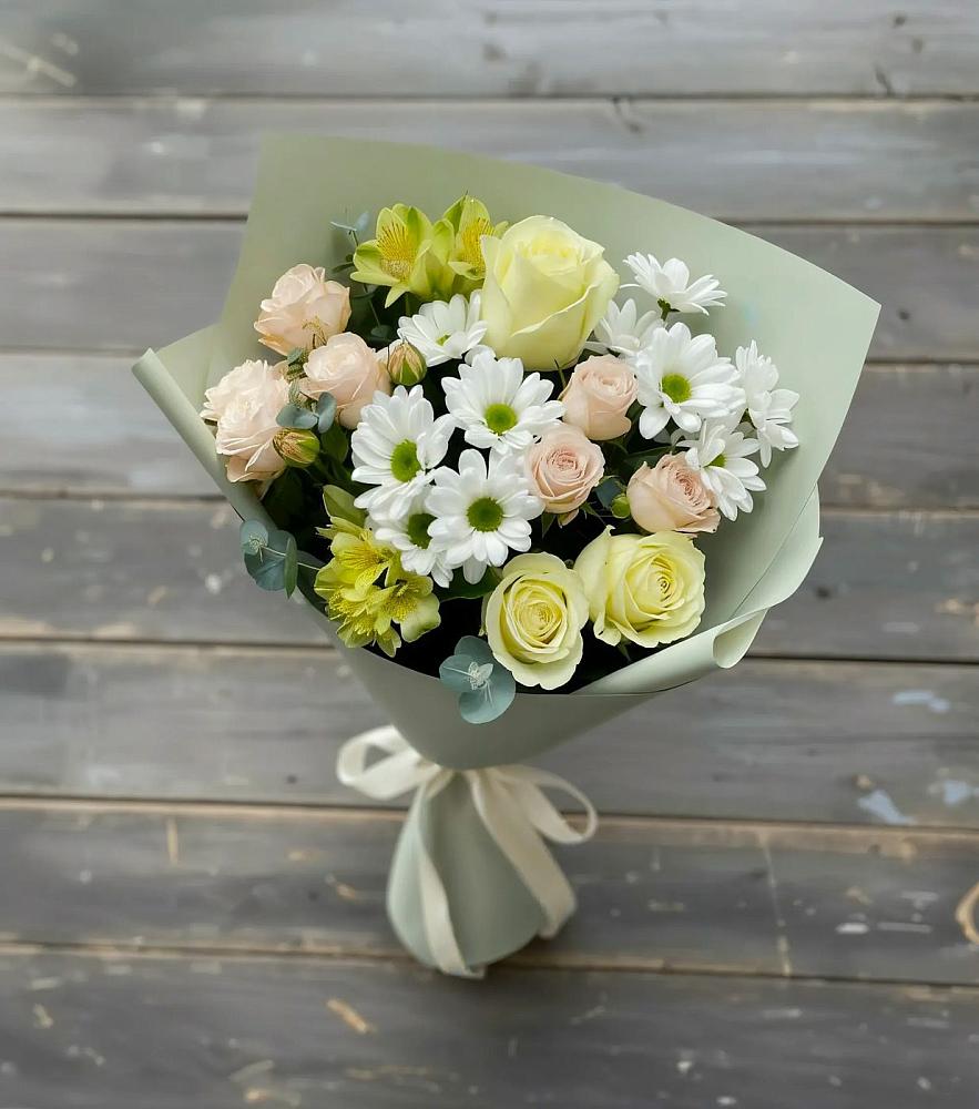 Букет цветов из: Альстромерии, Розы и Хризантемы в Онеге