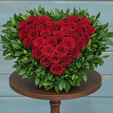 Цветочная композиция из Розы в виде сердца #REPLACE_PRED# Онеге