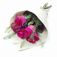 Букет цветов из:  Розы в Онеге