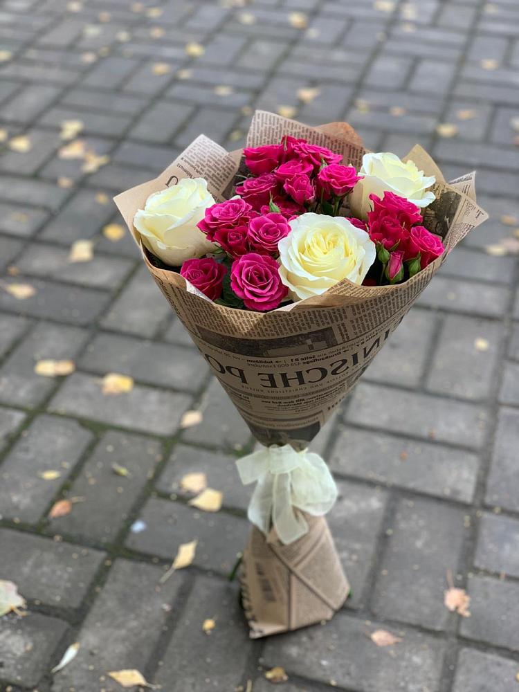 Букет цветов из: Розы в Онеге