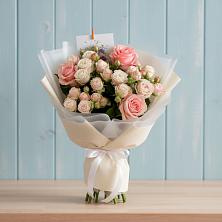 Букет цветов из:  Розы в Онеге