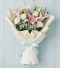 Букет цветов из:  Лилии в Онеге